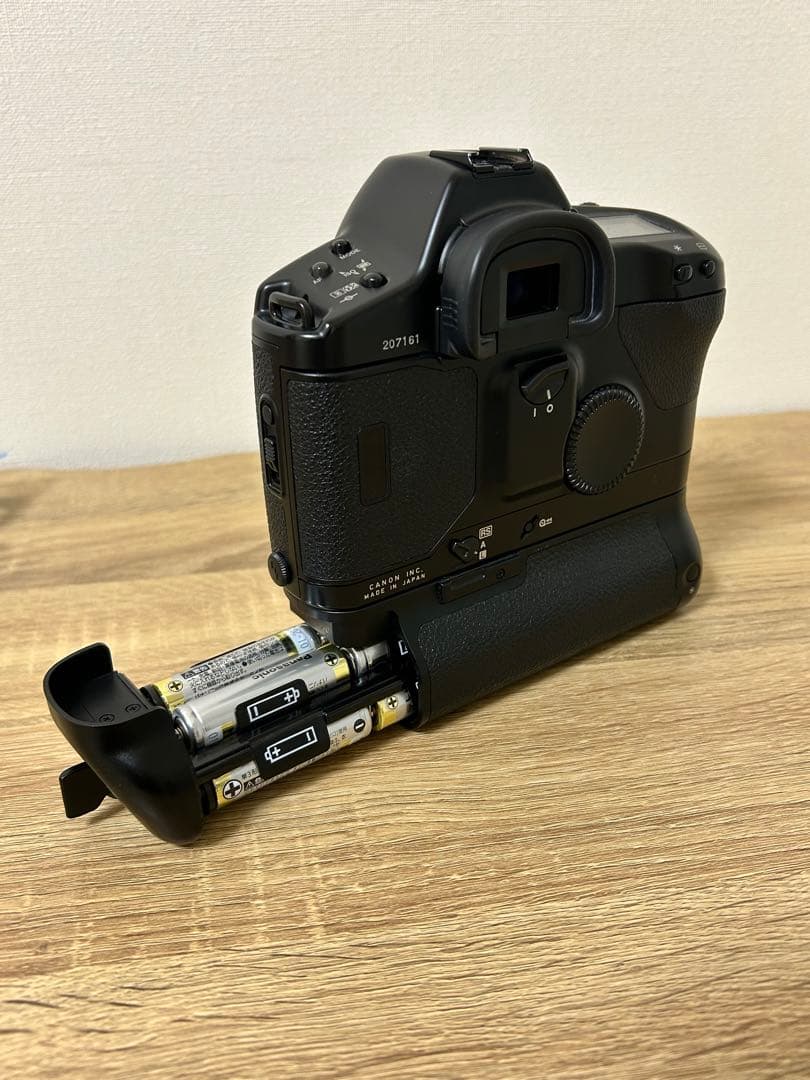 のき Canon EOS1n RS ボディー