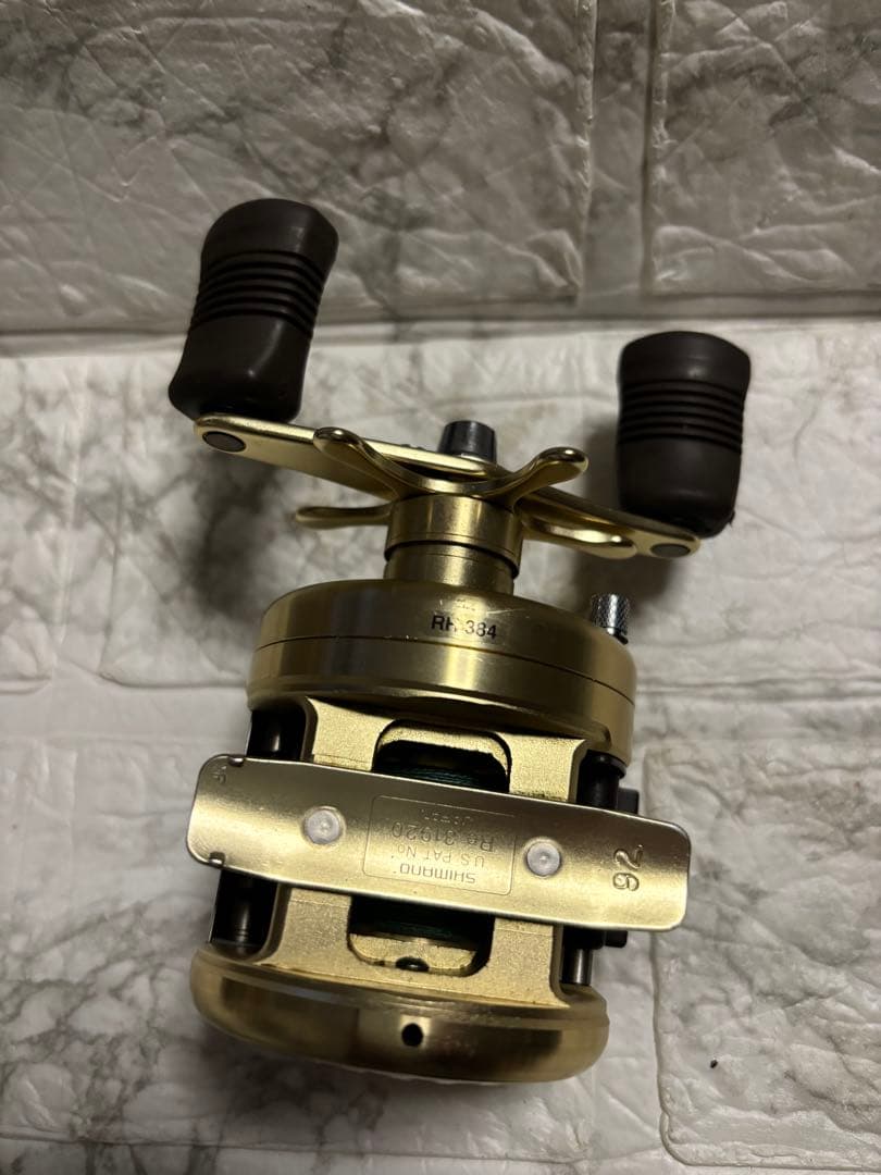 中古　SHIMANO カルカッタ 101XT アウトドア　釣り