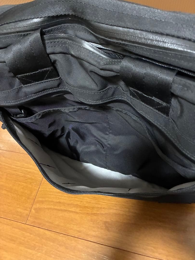 ブリーフィングのTR-3 S MW WP ブラック