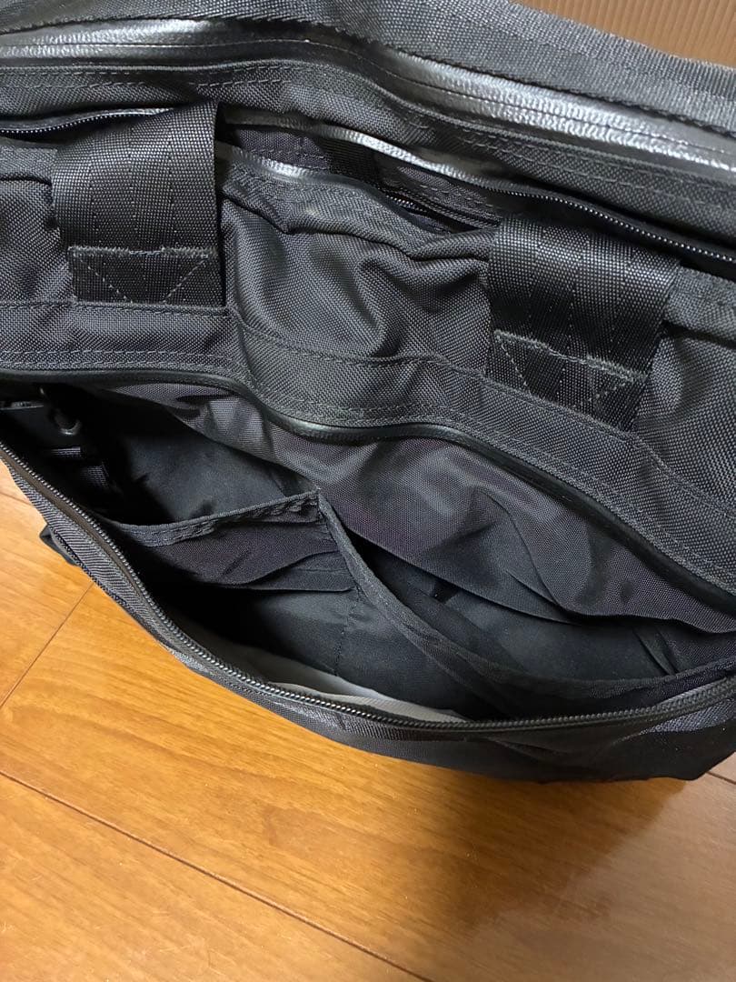 ブリーフィングのTR-3 S MW WP ブラック