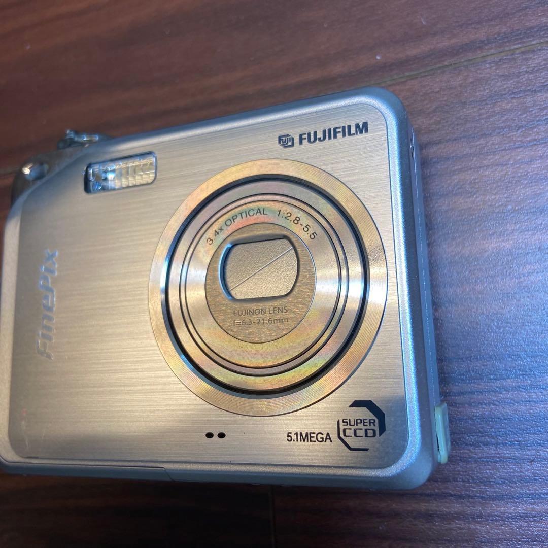 FUJI FILM FinePix FINEPIX V10 デジカメ 5502