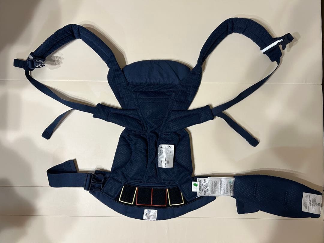 美品　エルゴベビー オムニブリーズ 抱っこ紐 ネイビー　ミッドナイトブルー