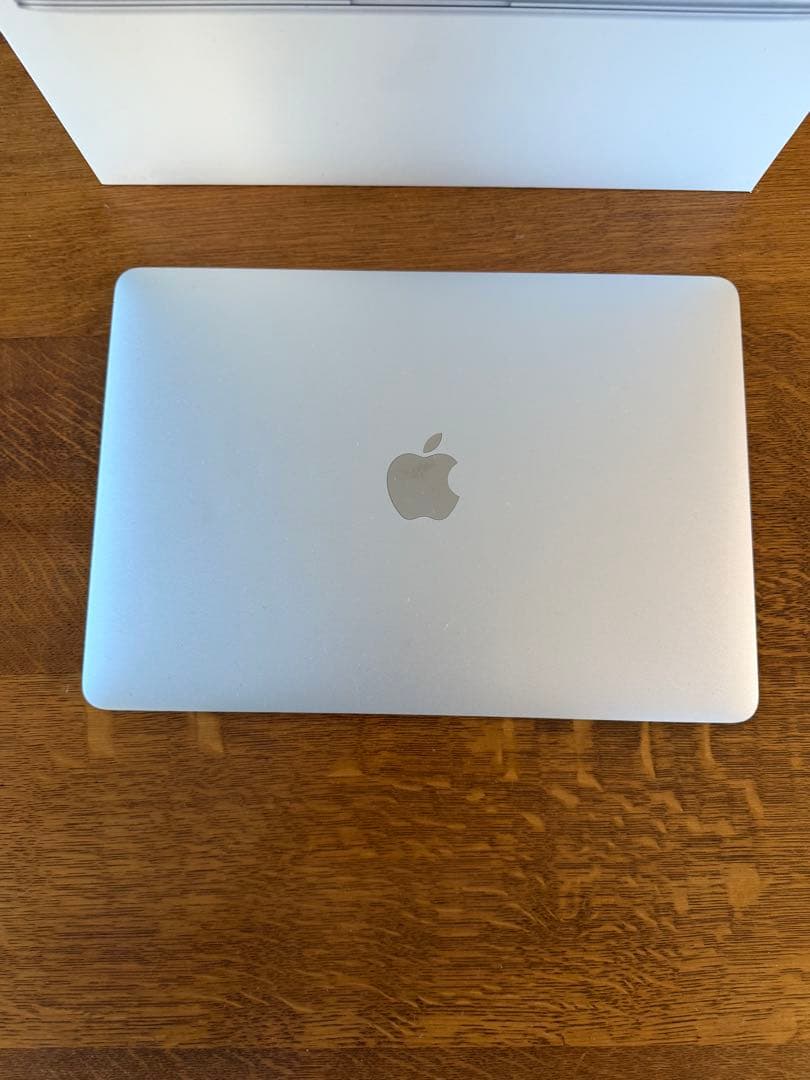 Apple MacBook 12 2016/8GB/SSD256GB シルバー
