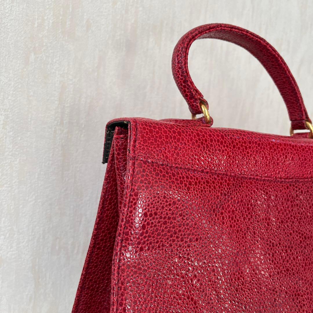 イタリア　レザー　ハンドバッグ　金具付き　ワンハンドル　ハイクラス　高級　本革