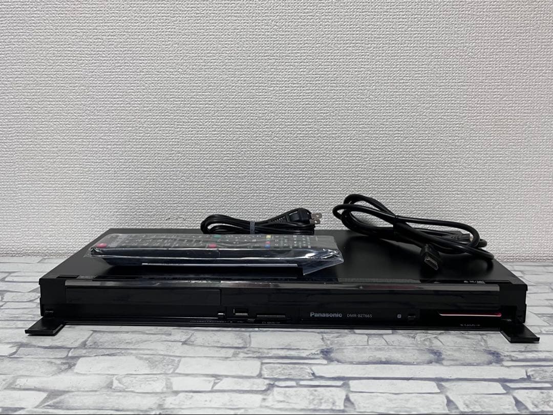 4K 3番組録画　パナソニック　ブルーレイレコーダー　DMR-BZT665