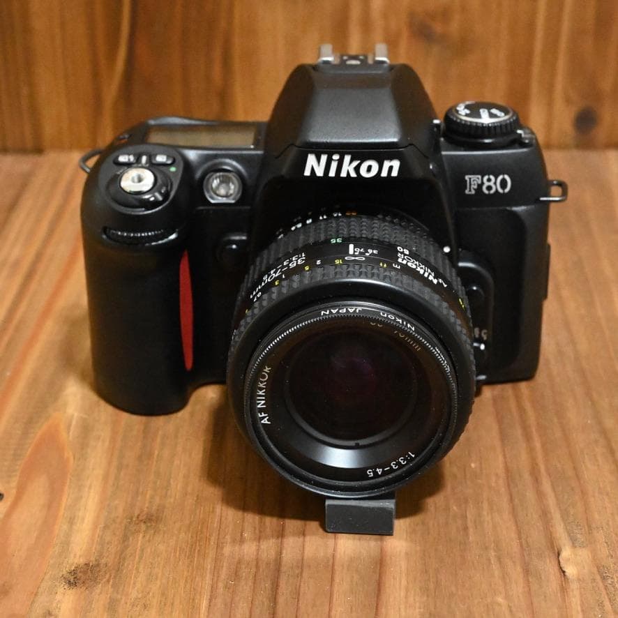 【新生活応援値下げ！】Nikon F80D＋標準レンズ+ストラップ新品