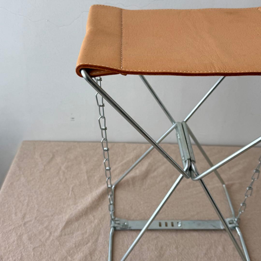 Wanderout Universal Stool Nume ワンダラウト 革