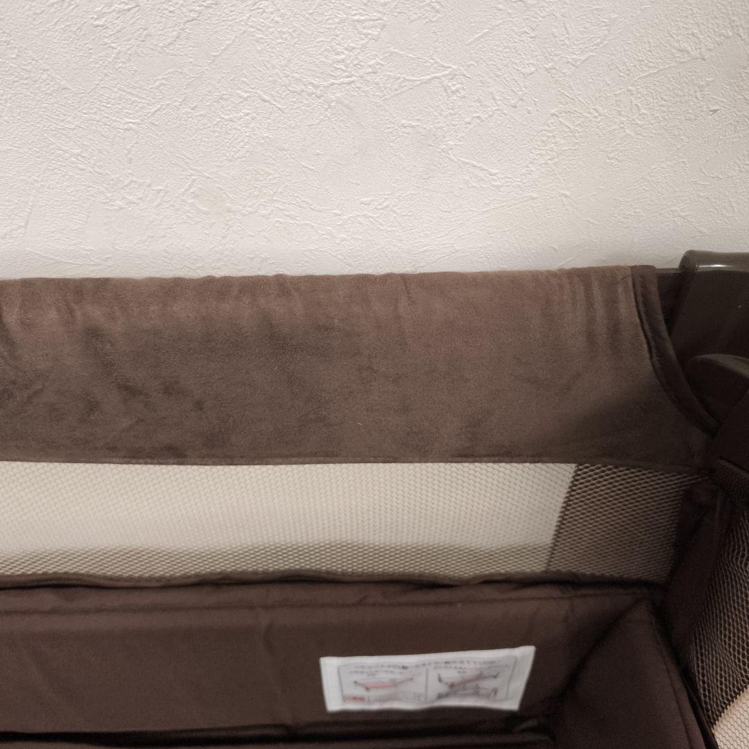 美品【Aprica/アップリカ】ココネルエアープラス ブラウン ベビーベッド