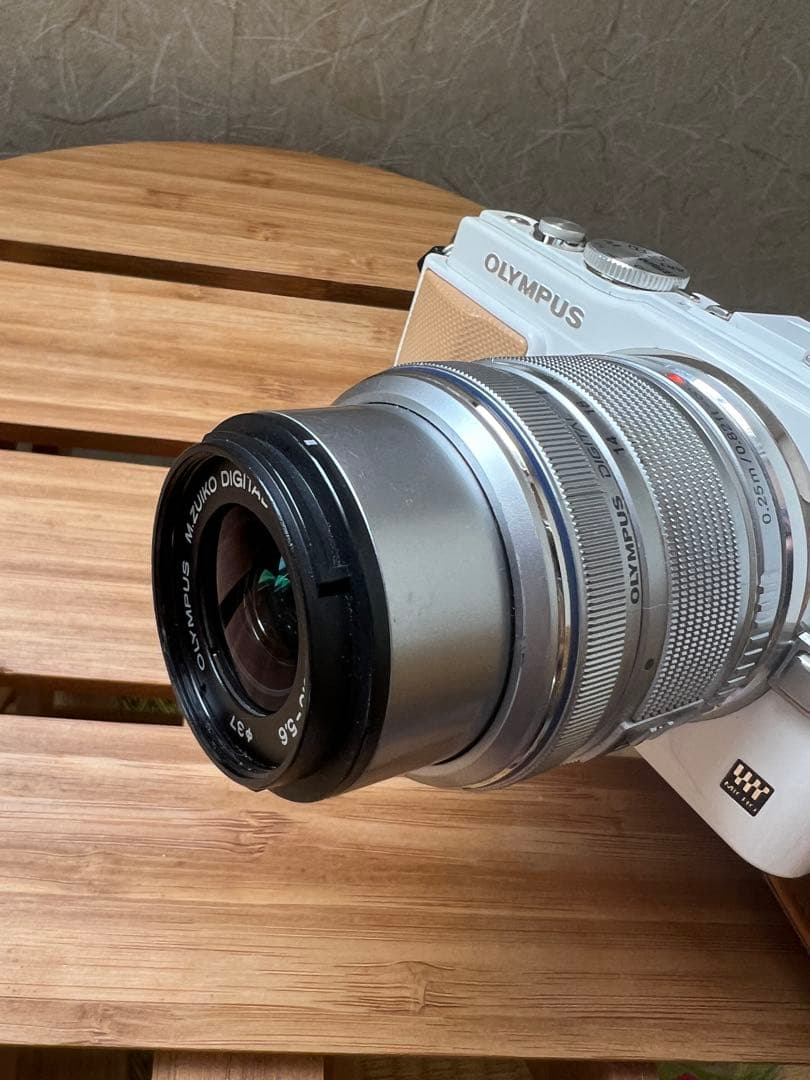 ☆Wi-Fi & 自撮り☆オリンパス E-PL5 ホワイト レンズキット