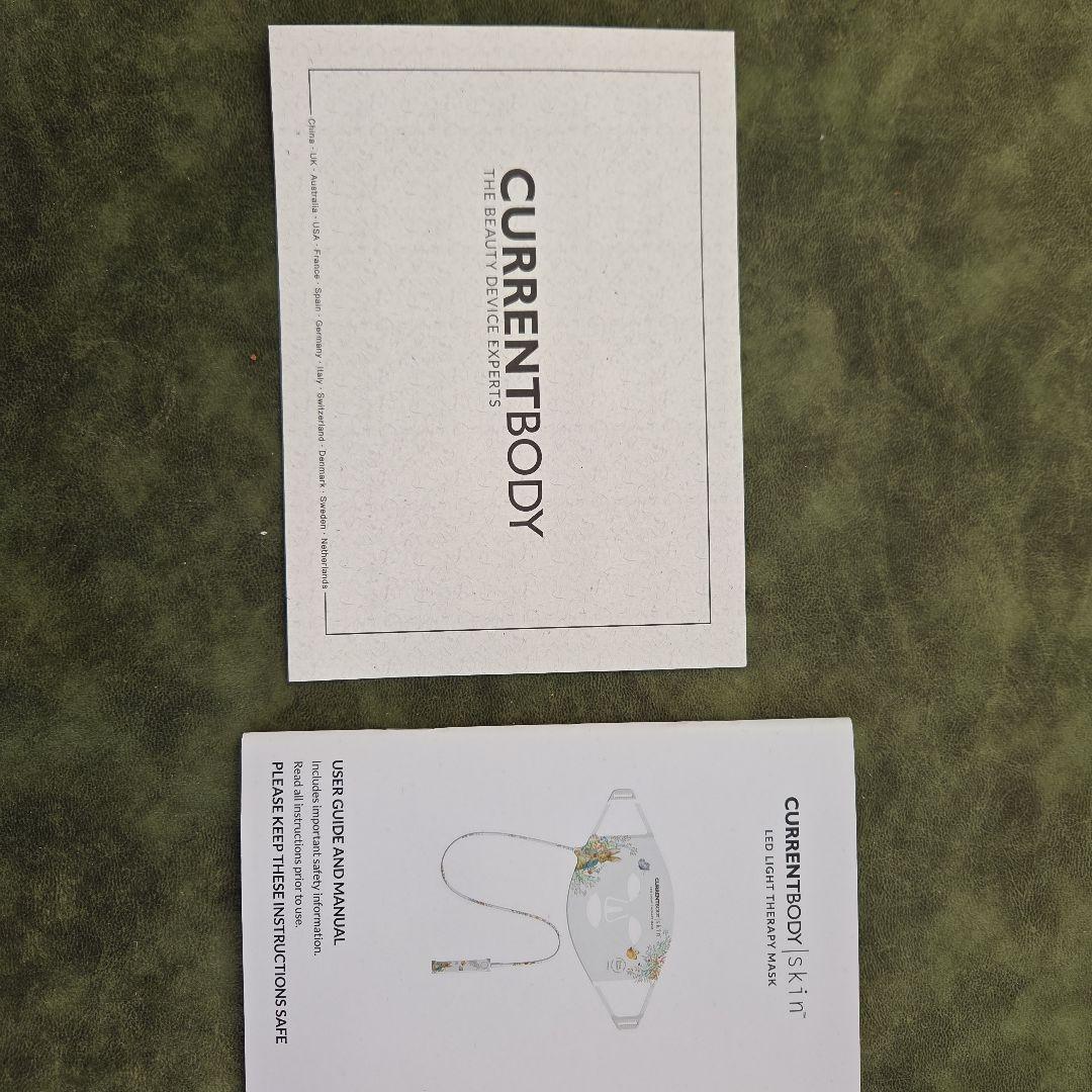 ボディ・フェイスケア SakikoCURRENTBODY LED Light Therapy M