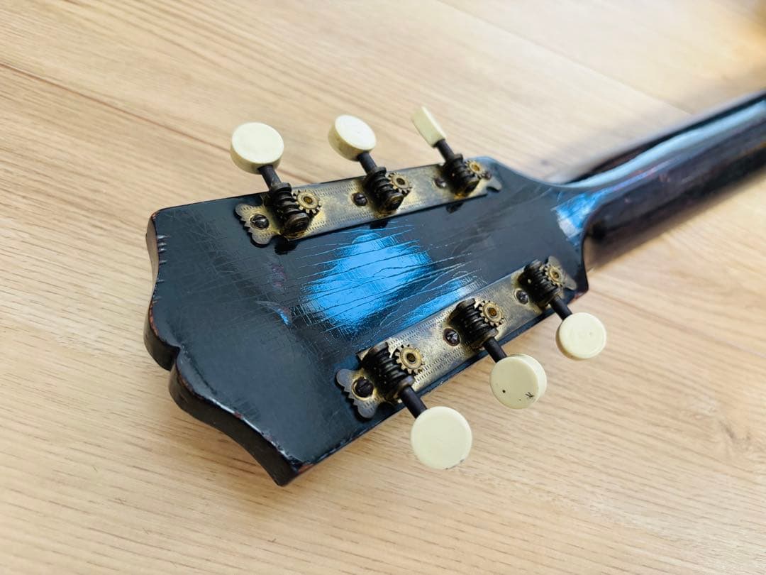 激レア！Wasser held Gibson l-00styleのギターです