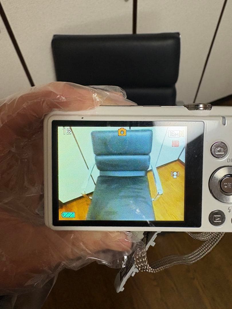 CASIO EXILIM 16.1MP コンパクトデジタルカメラ