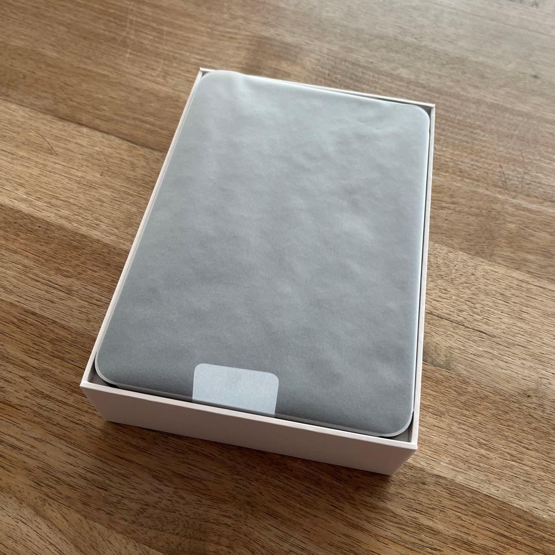 iPad mini A17 Pro Wifi Smart Folio付き