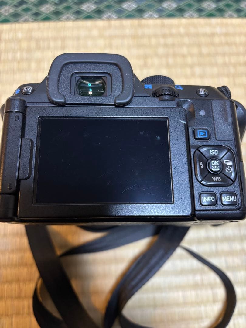 PENTAX k-70 18-135mmレンズと35mm単焦点レンズ付き