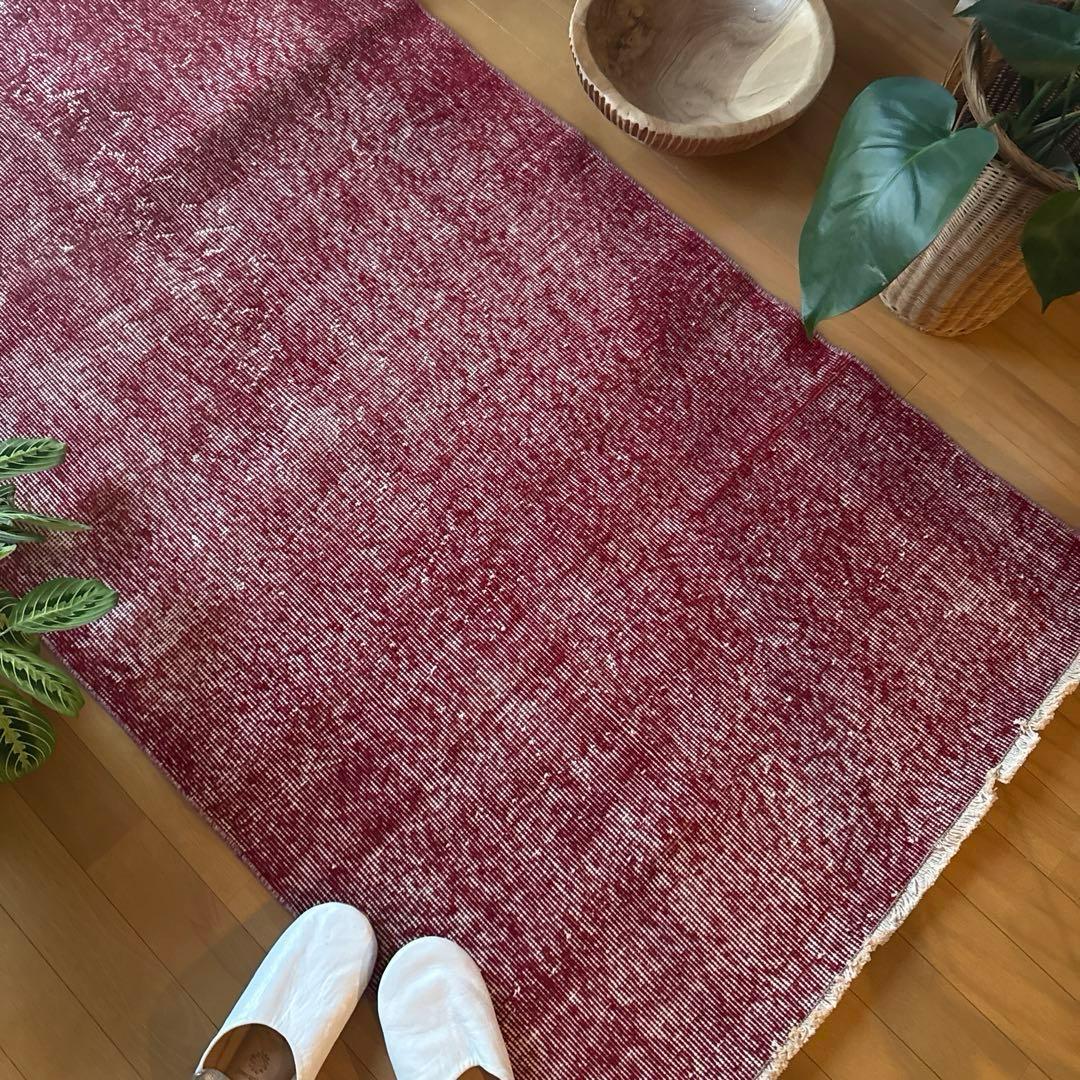 89×189こっくりと深みある赤　レッドワンカラーラグ　トルコヴィンテージラグ