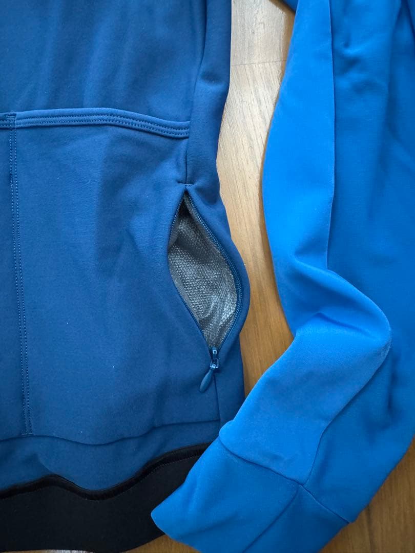 PAS NORMAL STUDIOS サイクルジャージ +ボトル付き