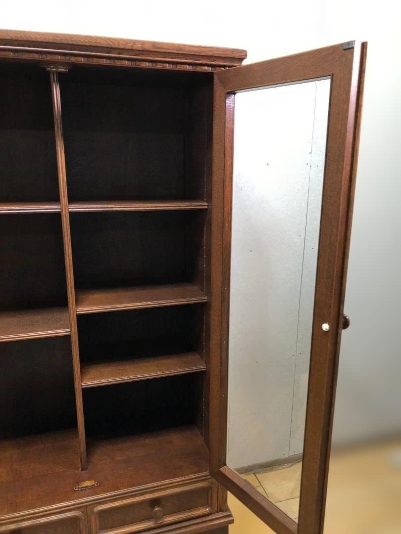 送料無料 高級家具 アンティーク調 木製ガラスキャビネット 飾り棚 251214