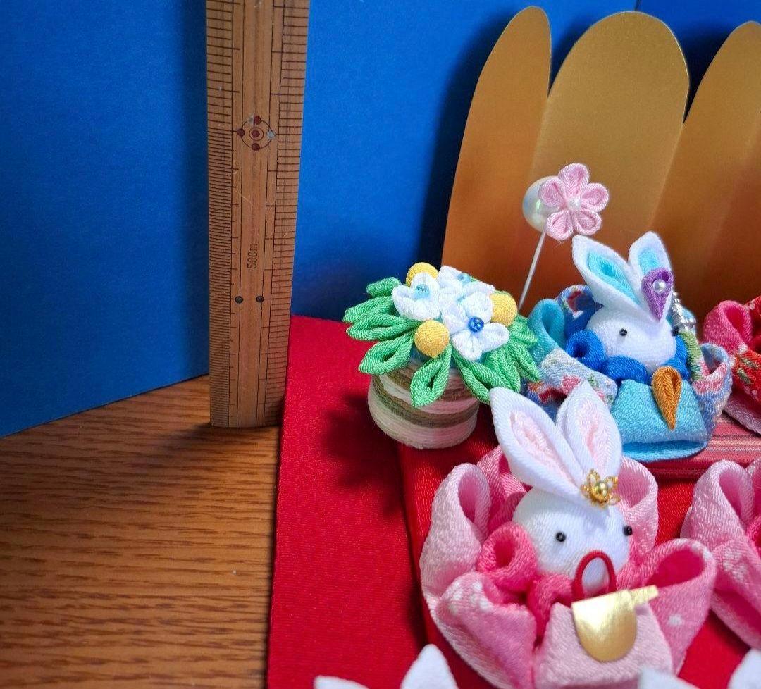 つまみ細工　雛人形三段飾り　(1)