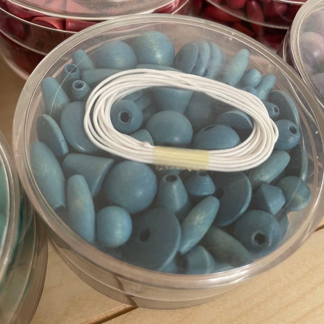 ジョバネック　ドイツ製　木製ビーズ　ウッドビーズ　ニキティキ