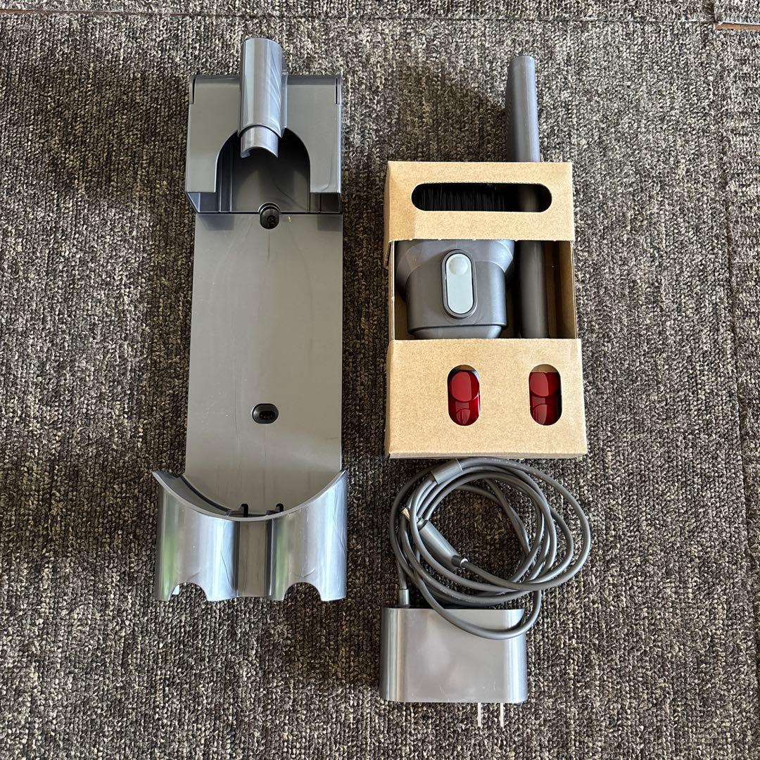 ダイソンV8 Slim Fluffy（ピンク）コードレス掃除機