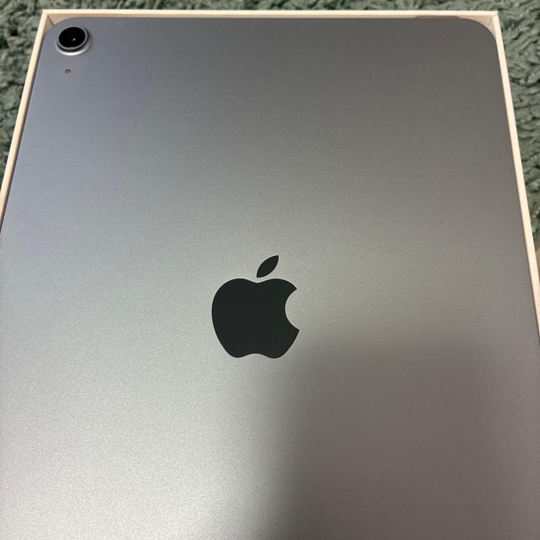 Apple iPad Air (第4世代) 本体　スカイブルー　64GB