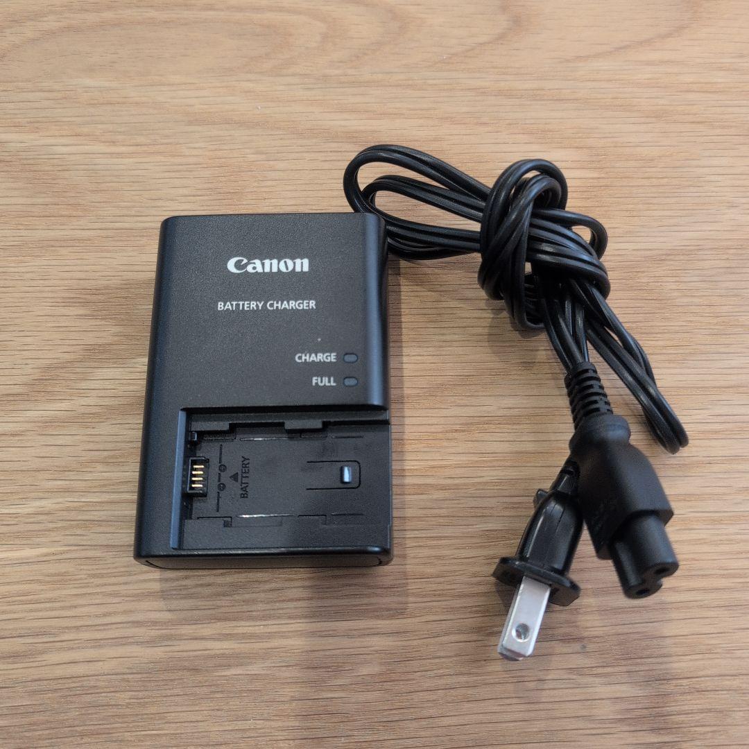 Canon iVIS HFR41 ビデオカメラ本体8GBカード・バッテリー2個付