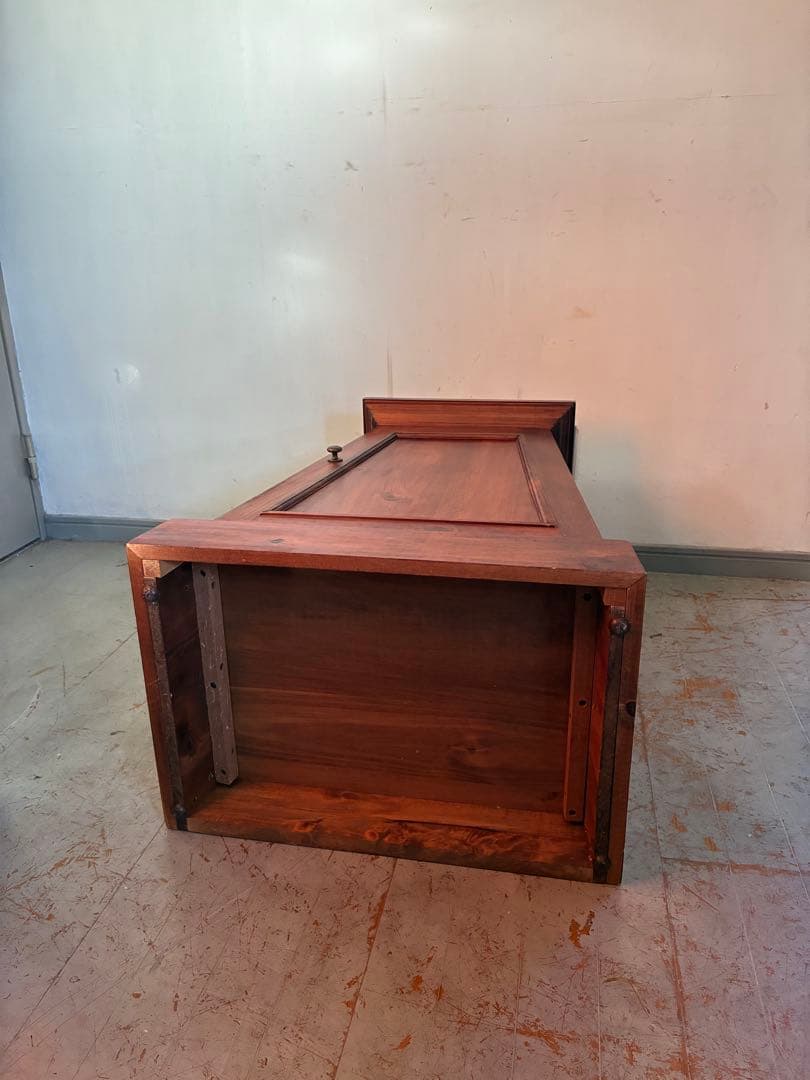 イギリス製　Pier One ヴィンテージキャビネット　オーク材