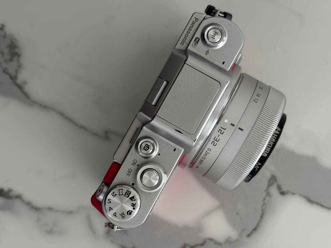 ミラーレス一眼 ピンク LUMIX 充電池2個