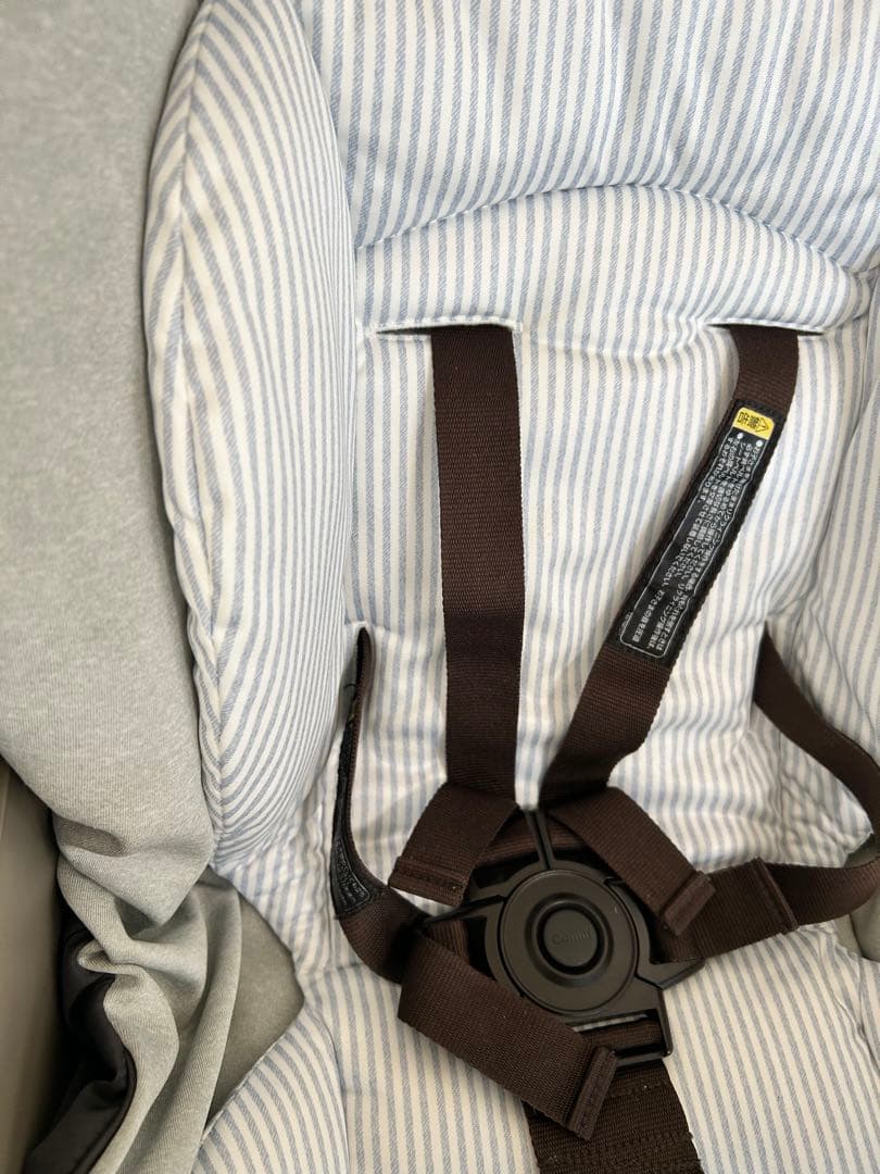 コンビ　スイングベッド&チェアー　手動