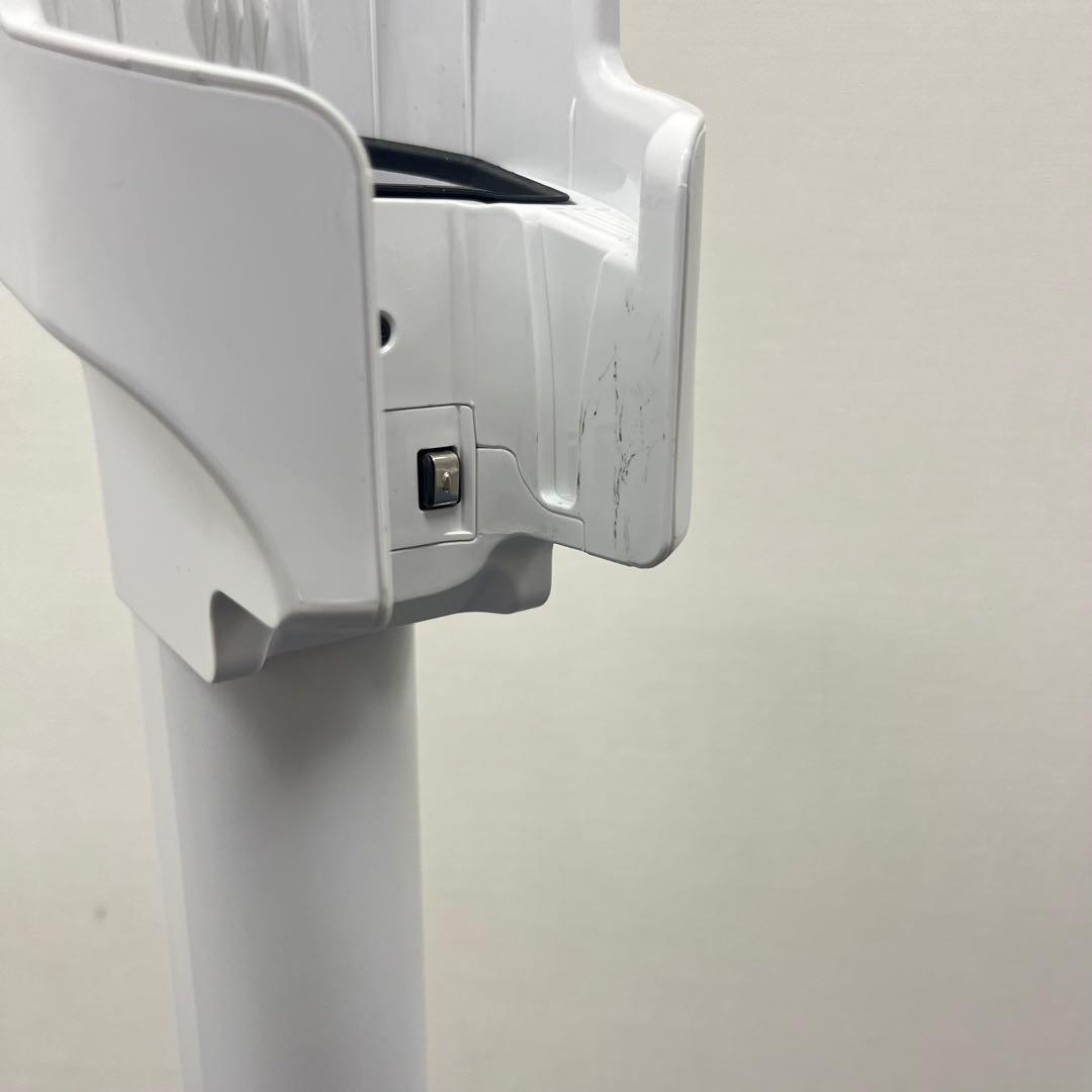 シャーク コードレス スティッククリーナー IQ+ IW3145J