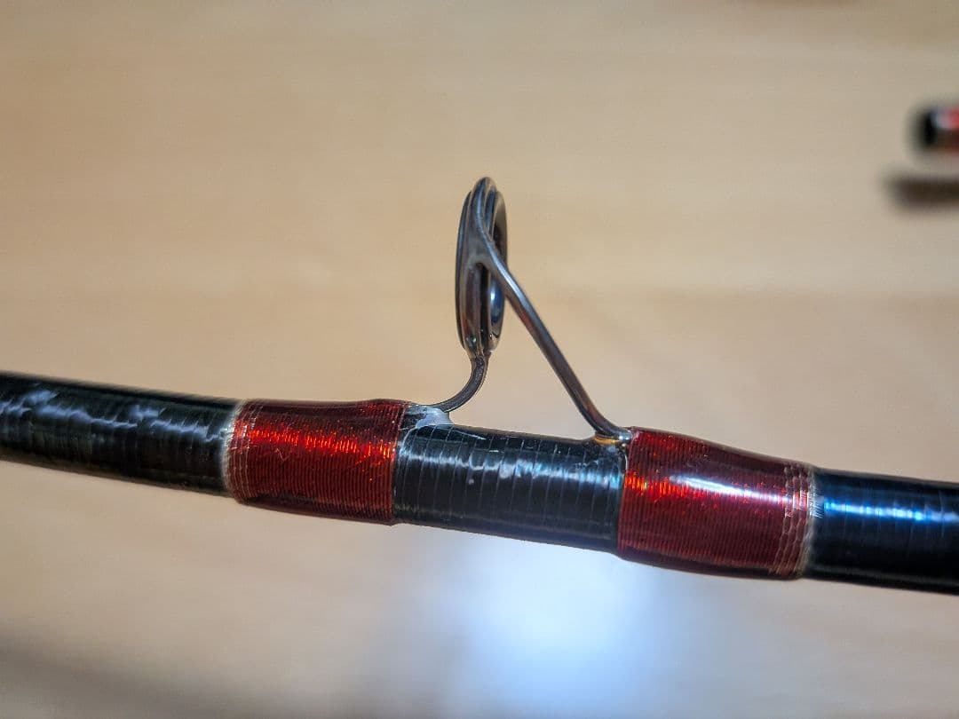 SHIMANO　シマノ　ワールドシャウラ 1651F-2　 　レッドタイプ