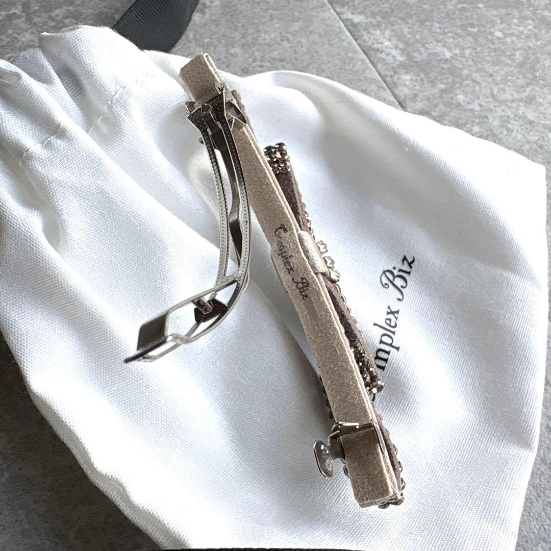 コンプレックスビズ　リボン　バレッタ　極美品 スワロフスキー　ホワイト