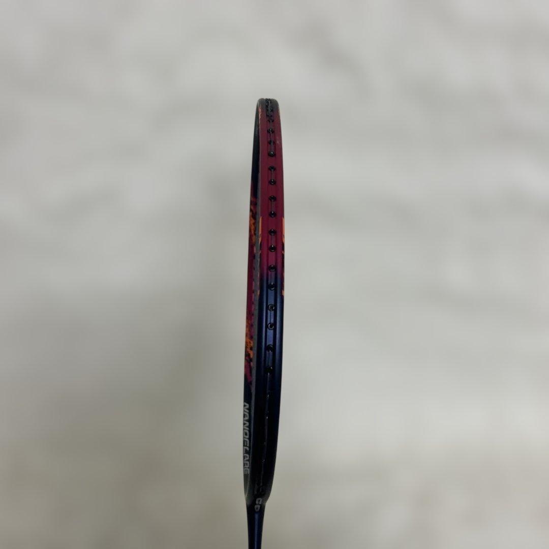 【極美品】ヨネックス　バドミントンラケット ナノフレア700