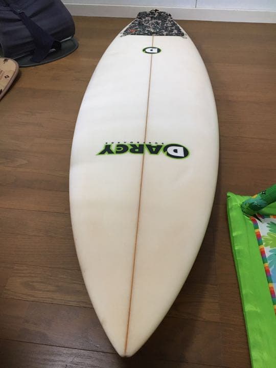 サーフボード　Darcy ダーシー　6‘0