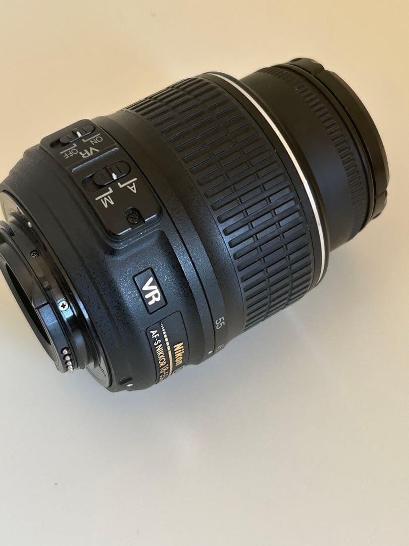 Nikon D5100 一眼レフ 18-55mm VR レンズ