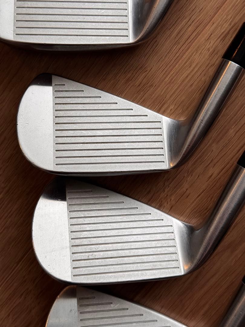 週末価格　ブリヂストン　J15CB アイアン　DGS200６本セット