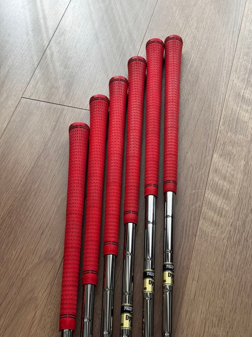 週末価格　ブリヂストン　J15CB アイアン　DGS200６本セット