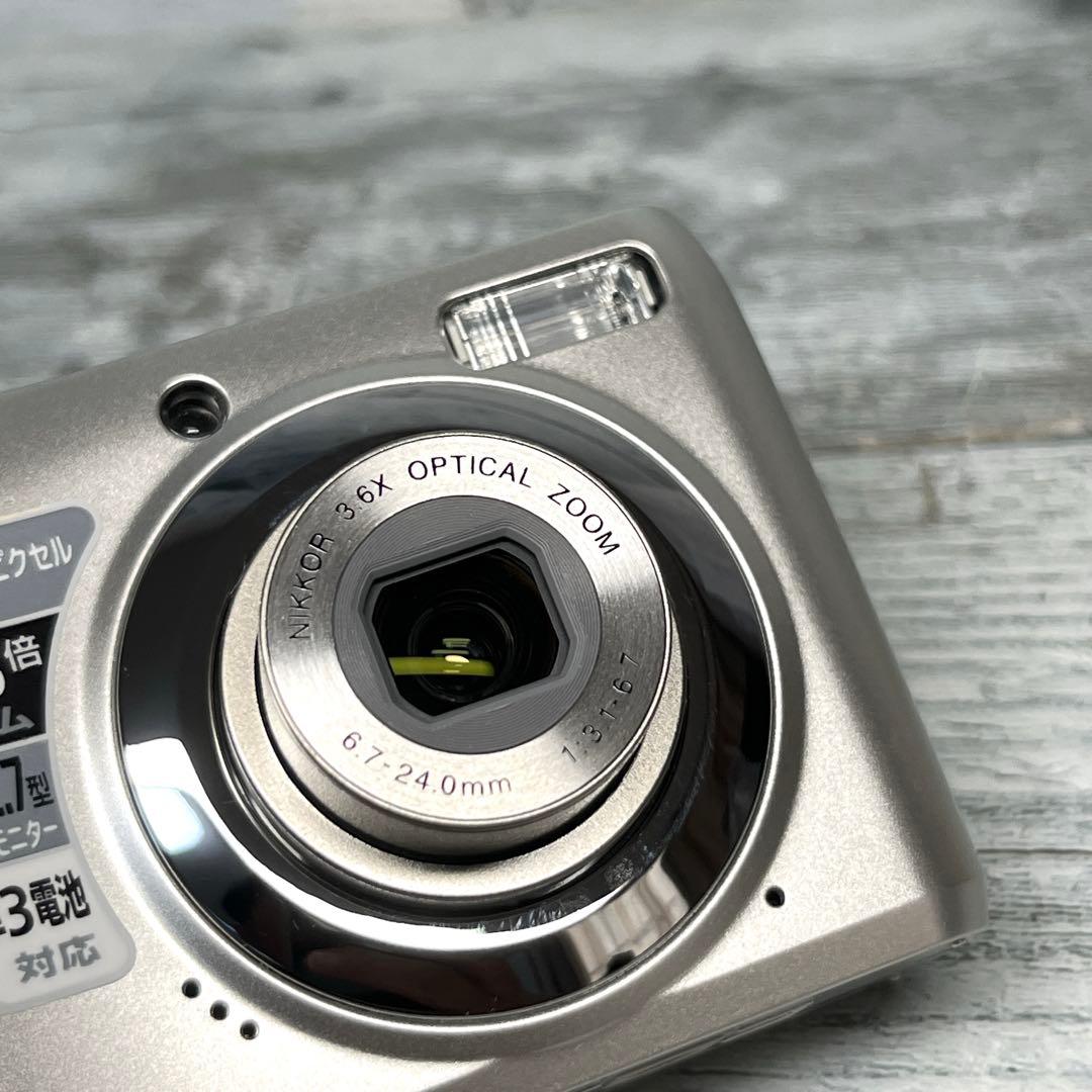 【美品】Nikon COOLPIX L19 デジタルカメラ（中古美品）