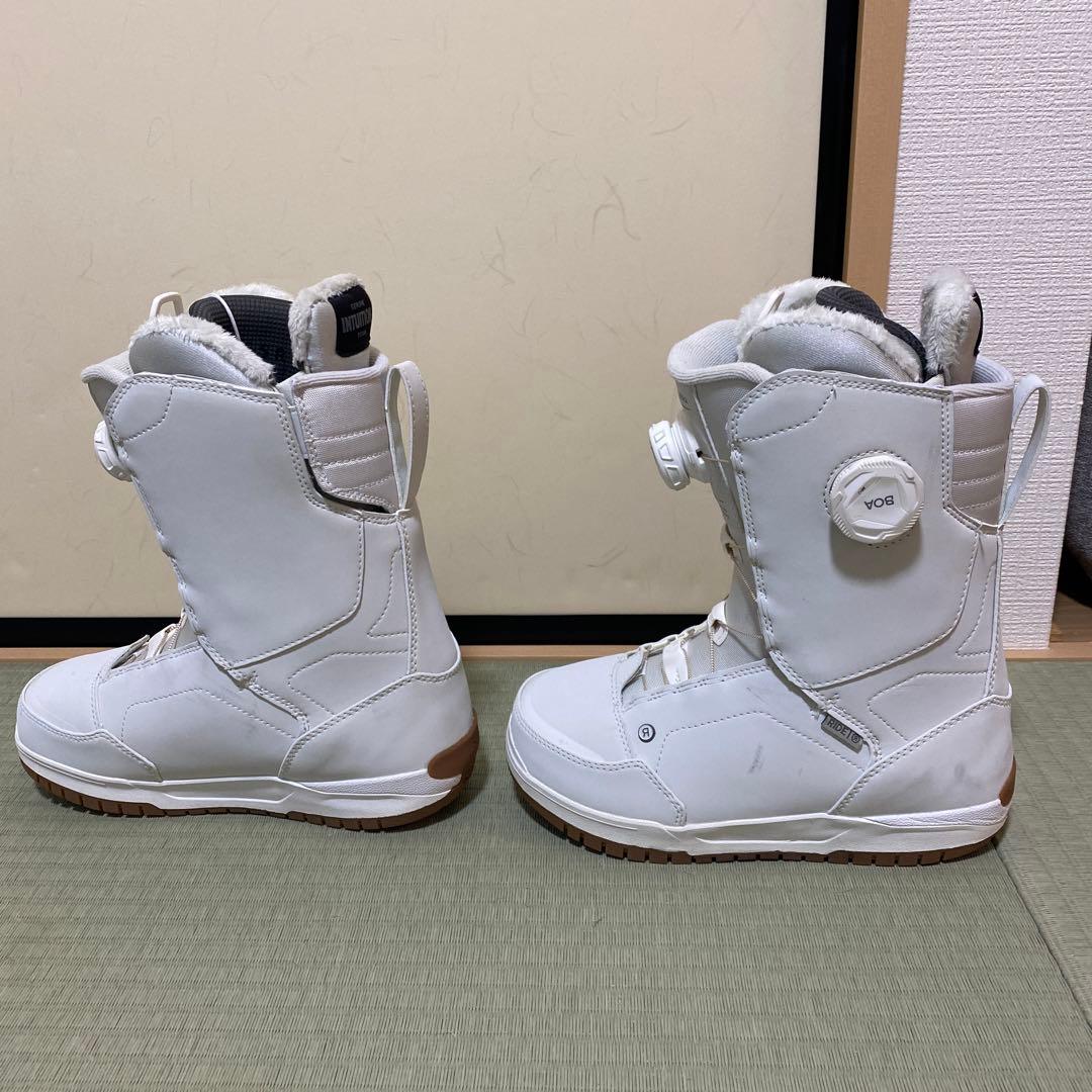 【美品_23-24モデル】RIDE スノボ　HERA　レディース　23.5cm
