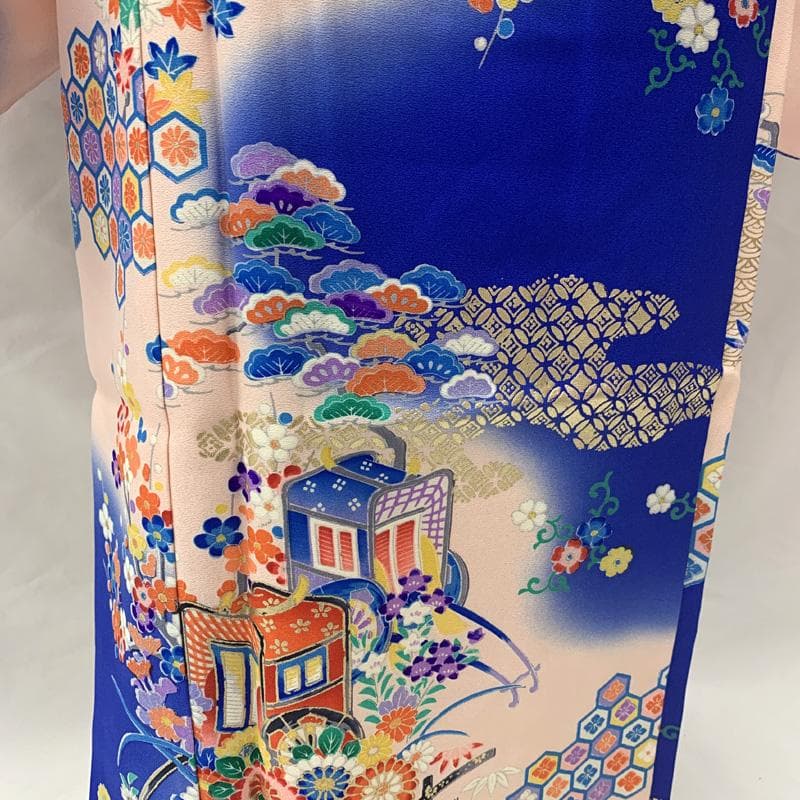 503ag69□七五三 七歳 女児 着物&袋帯&長襦袢 金彩 御所車□状態良好