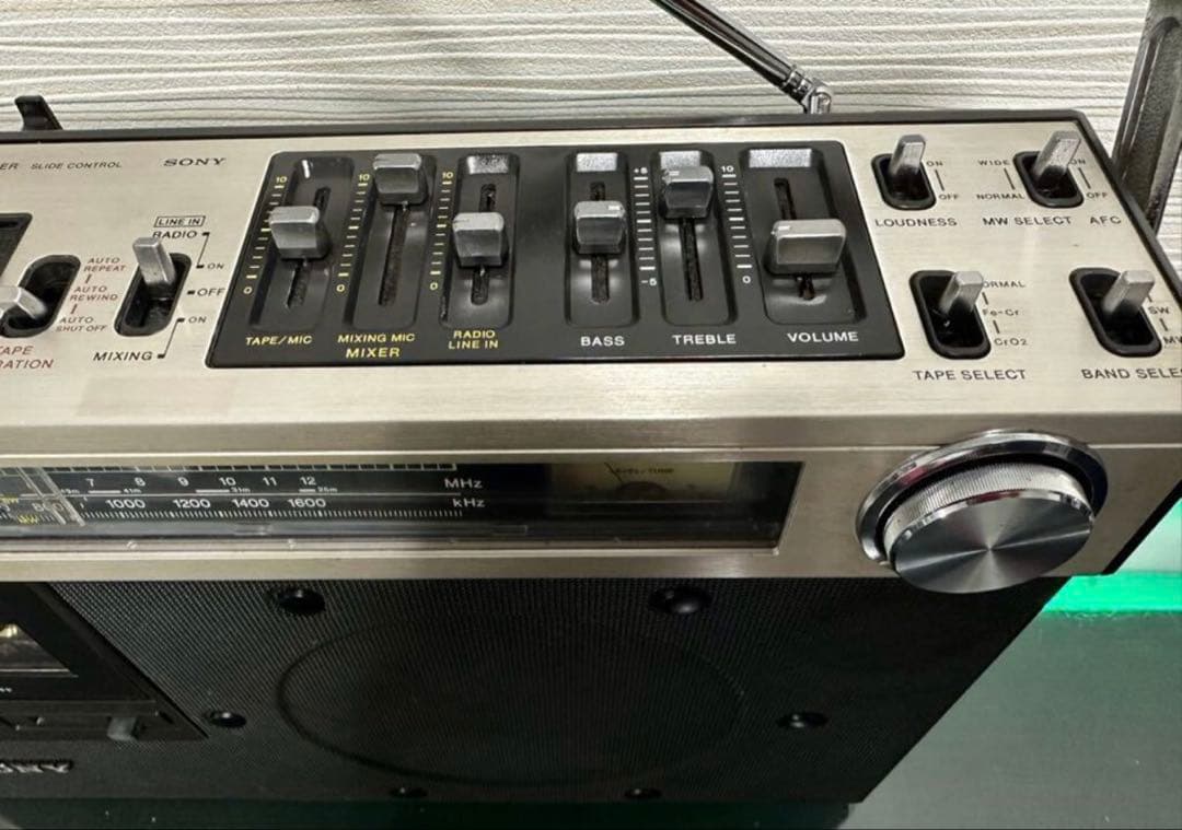 SONY ソニー CF-1990 ラジカセ FM/SW/MW 3バンド中古ラジオ