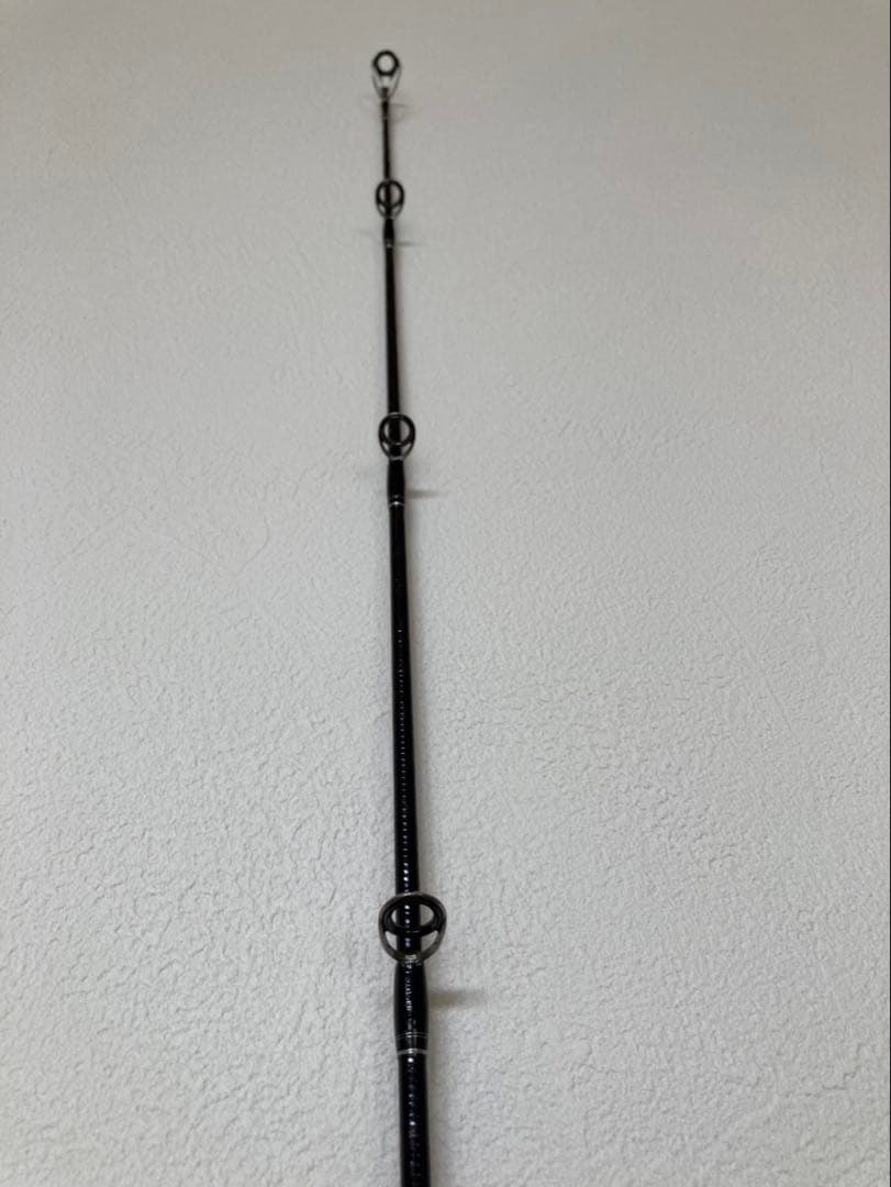 SHIMANO キャスティングもジギングも！豪華3本セット　「中古」