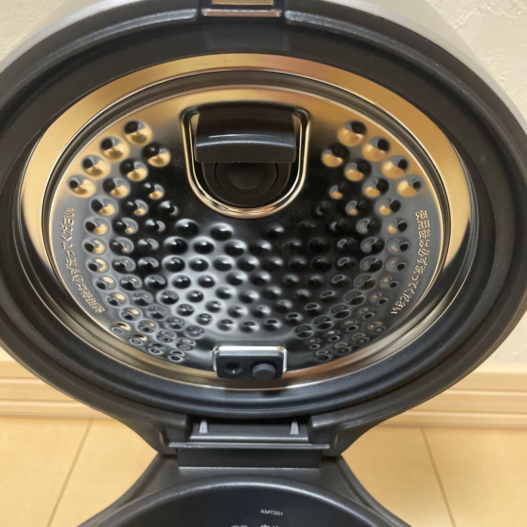 センリツツツになります。BALMUDA The Gohan 電気炊飯器