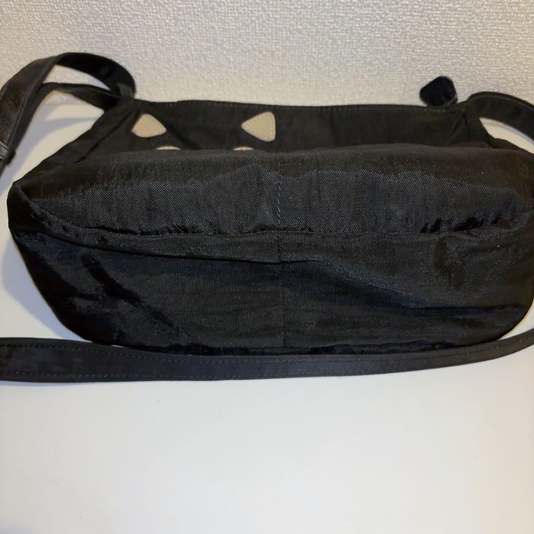 【IBIZA】イビサ ショルダーバッグ 肩掛け 猫 ナイロン ブラック