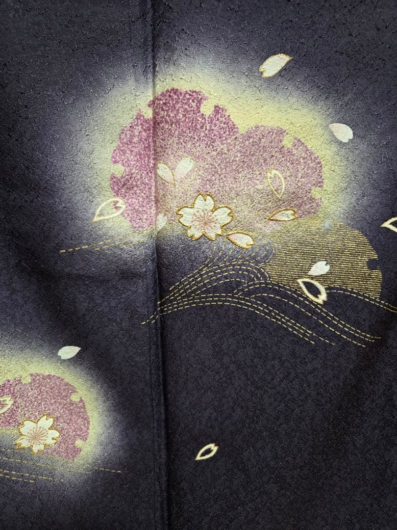 新品❤手描き友禅「雪輪と桜」金駒刺繍◾落款入り躾糸付き　一点物