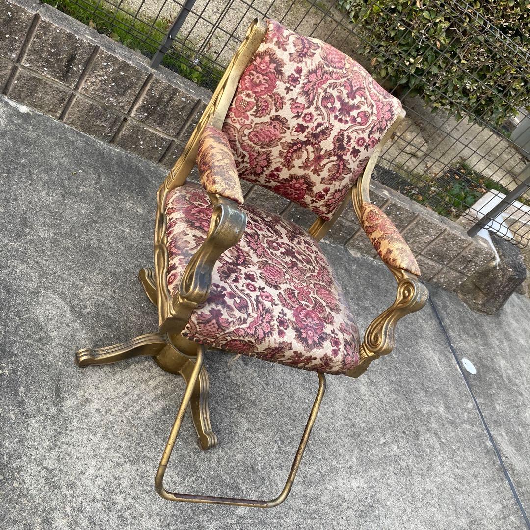 スタイリングチェア