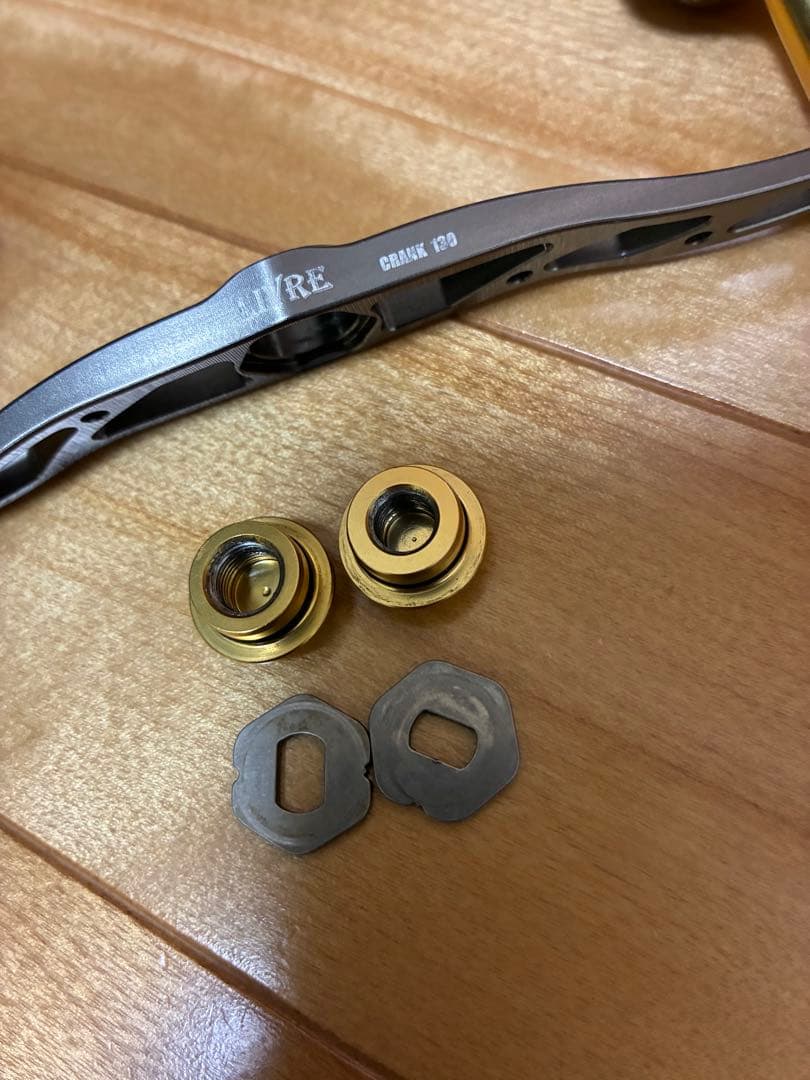 LIVRE リブレ　ベイトリールハンドル　クランク130