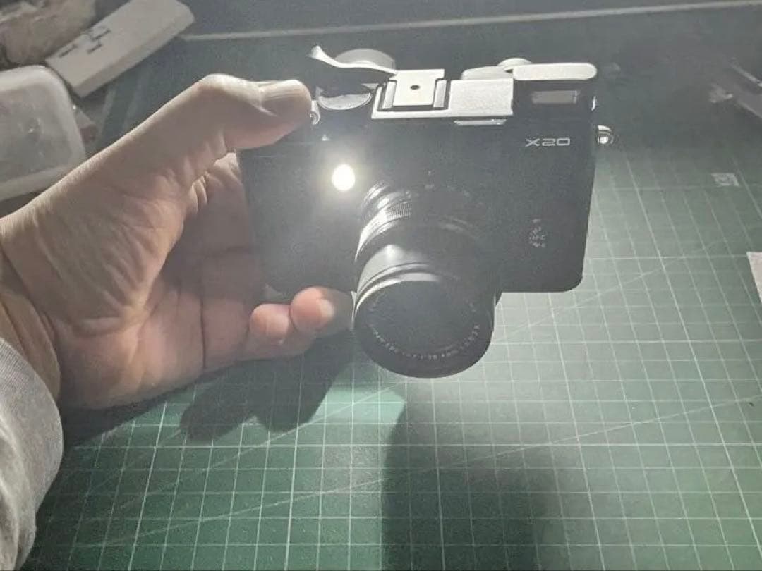 FUJIFILM X20(本体、充電器、バッテリー3個つき、その他)