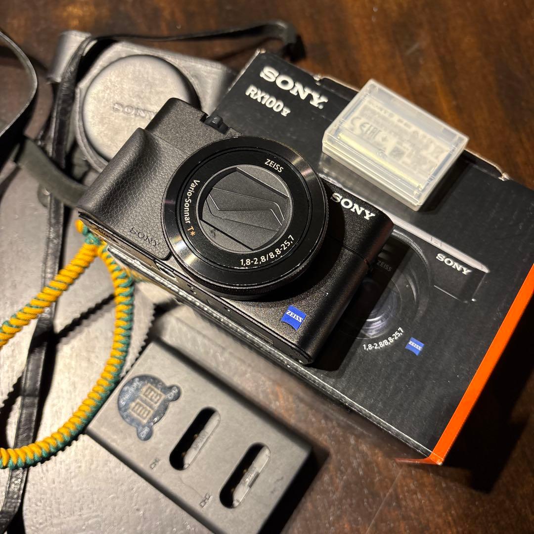 Sony RX100m5a コンパクトデジタルカメラ　おまけ多数！レザーケース付