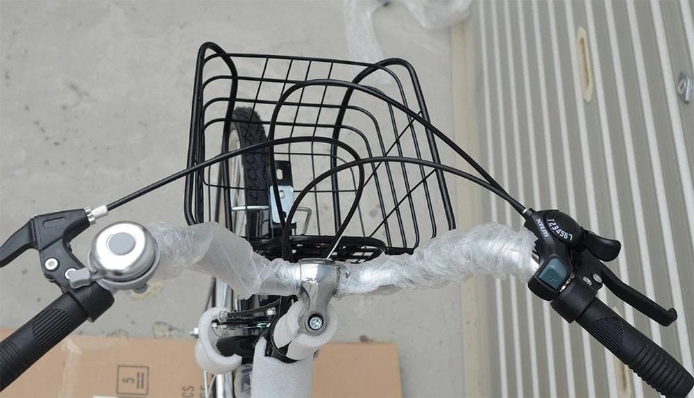 折りたたみ自転車 6段変速２６インチ ミニベロ ママチャリカゴ付 折り畳み【白